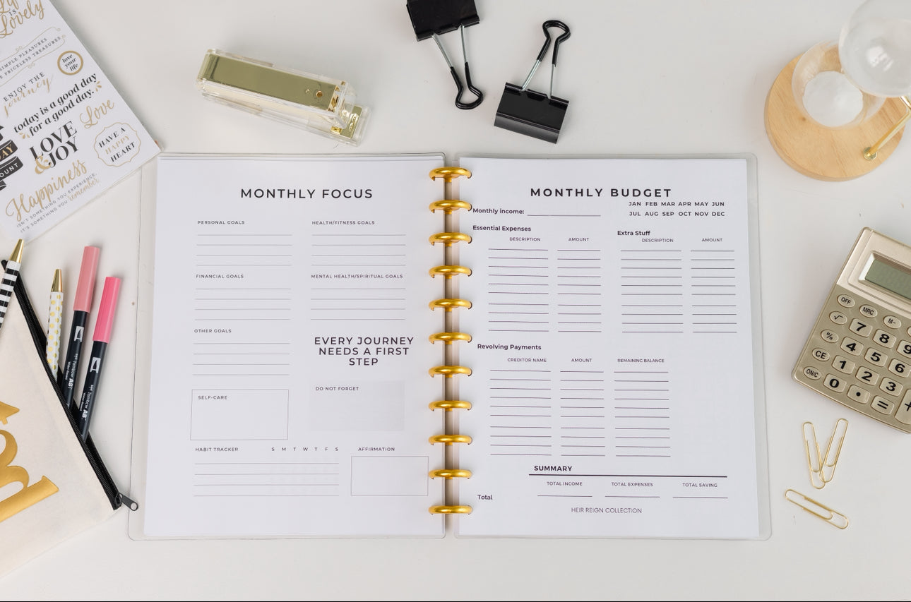 Reign Modern Monochrome 12-Month Planner – Refillable Luxury Disc-Bound